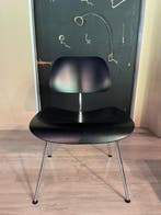 Vitra - Charles & Ray Eames - Stoel - Plywood Group DCM -