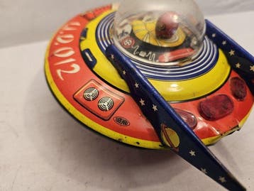 Ne-Kur - Blikken speelgoed - Tin speelgoed UFO met koepel en