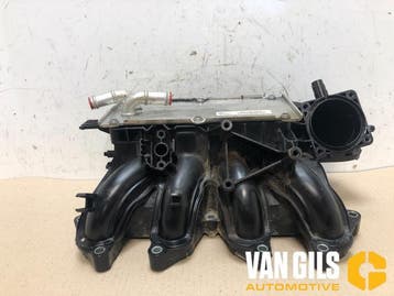 Inlaatspruitstuk Volkswagen Polo O310717