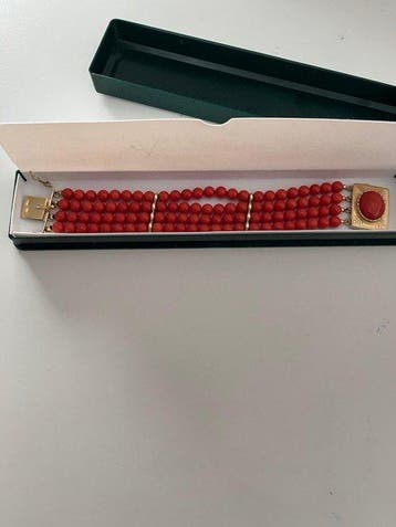 Armband - 18 karaat Geel goud Koraal, Handtassen en Accessoires, Nieuw