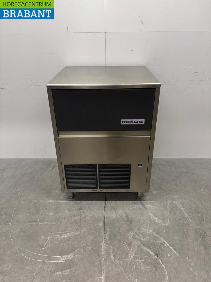 Machine à glace en acier inoxydable Brema 155 kg par jour, Articles professionnels, Horeca | Équipement de cuisine, Envoi