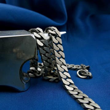 Zilveren robuuste gourmetschakel ketting, Handtassen en Accessoires, Kettingen, Ophalen of Verzenden, Gebruikt, Zilver, Zilver