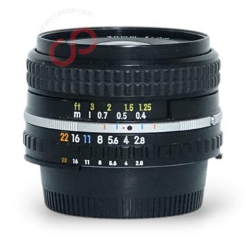Nikon 28mm 2.8 serie E nr. 1575, Audio, Tv en Foto, Foto | Lenzen en Objectieven, Ophalen of Verzenden, Zo goed als nieuw