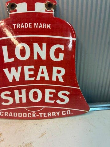 Long Wear Shoes – Craddock-Terry Co. – Emaille Reclamebord –