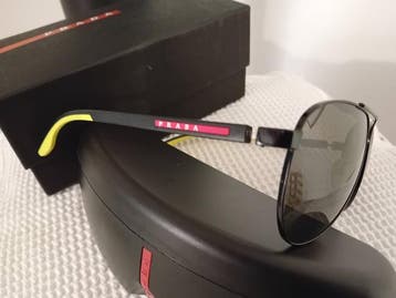 Prada - Lunettes de soleil, Nieuw
