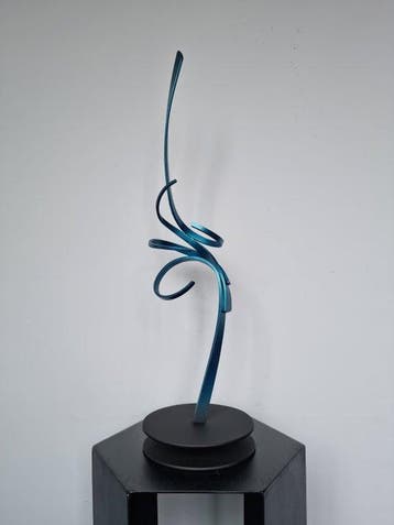 Javi Villarroel Seoane - Unfold