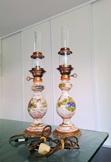 Lamp (2) - Majolica