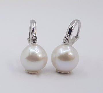 Oorbellen - 14 karaat Witgoud - 10×11 mm Edisonparels