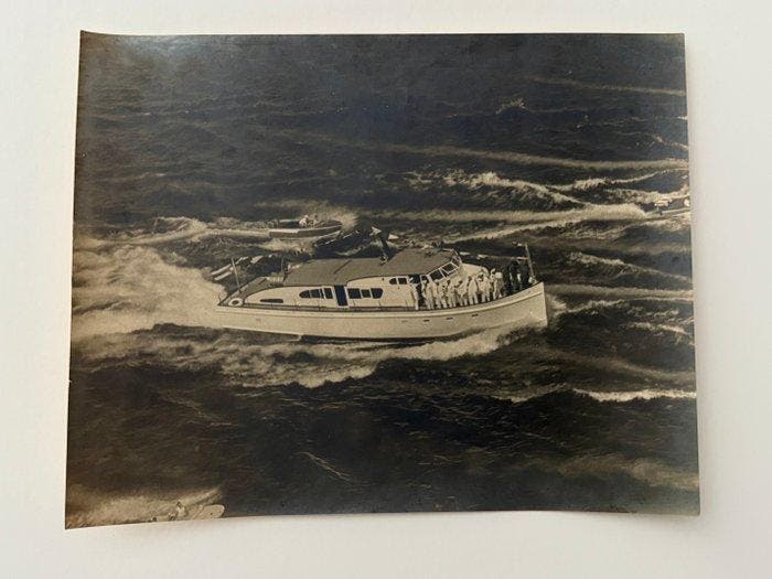 Alberto Korda (1928–2001) - Fidel Castro a bordo del yate, Antiek en Kunst, Kunst | Designobjecten