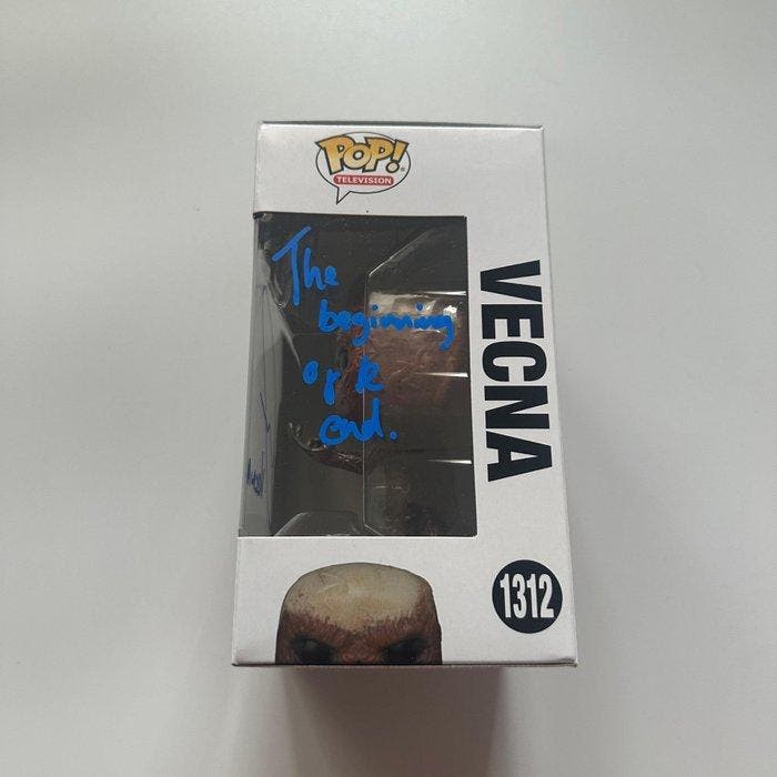 Stranger Things - Signed by Jamie Campbell Bower, Collections, Cinéma & Télévision