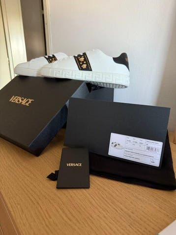 Versace - Greca con Borchie - Sneakers - Maat: EU 42 - Nieuw