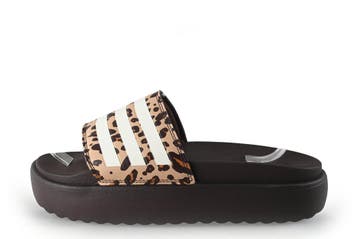 Adidas Slippers in maat 40½ Panter, Slippers, Overige kleuren, Zo goed als nieuw, Verzenden