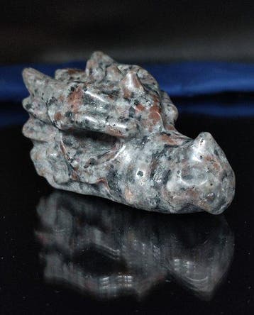 Sans réserve, Yooperlite magnifique et magique Sculpture, Verzamelen