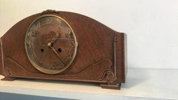 Kastklok - Art déco - eiken- messing- Kienzle - 1920-1930 -, Antiek en Kunst, Antiek | Klokken