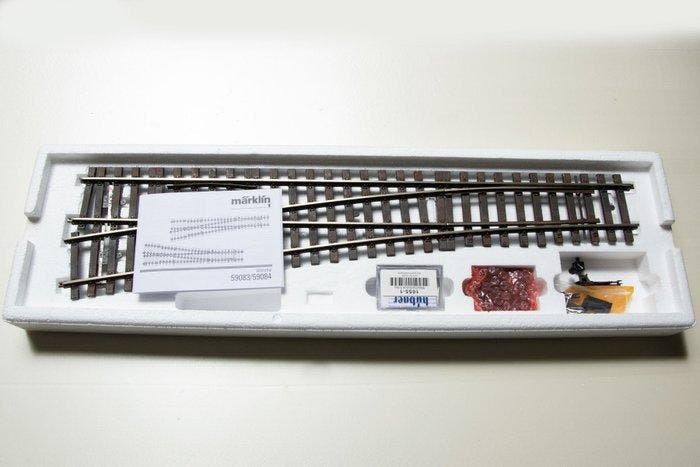 Märklin 1 - 59084 - Modeltreinsporen (1) - Linkse wisselkast, Hobby & Loisirs créatifs, Trains miniatures | Échelles Autre