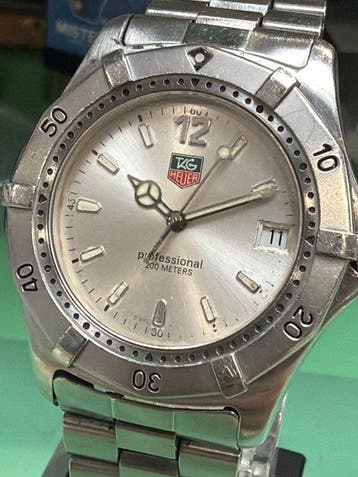 TAG Heuer - Seamaster Professional 200M - Sans prix de