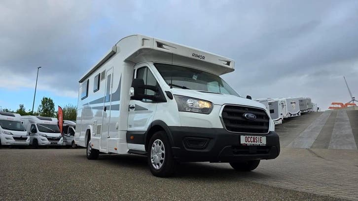 Rimor Kilig 95 Plus op Ford met automaat en twinbedden 28767, Caravans en Kamperen, Mobilhomes, Cassettetoilet, Automaat, L-zit
