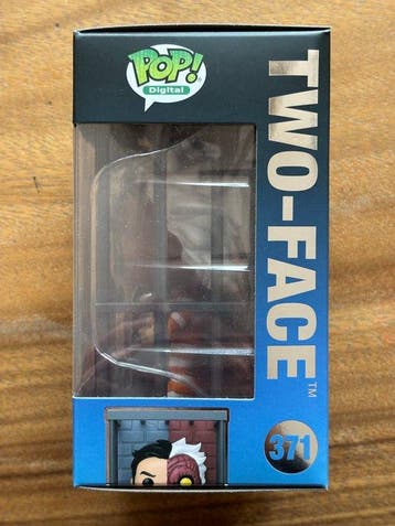 Funko - Funko Pop Two-Face - 2020+ - V.S.