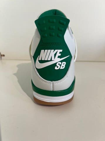 Nike - Air Jordan 4 - Sneakers - Maat: EU 42.5 - Nieuw met