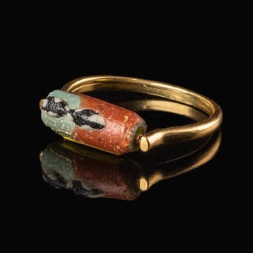 Byzantijns Ring met versierde Byzantijnse glaskraal, Antiek en Kunst