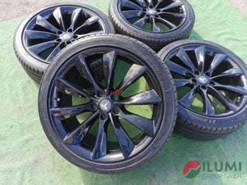 Velgen Tesla X S 20 8.5JX20 ET35 5X120 NANKING 245/40 R20, Auto-onderdelen, Verzenden, Gebruikt