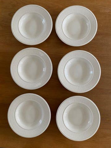 Wedgwood - Assiette (6) - Faïence - Wedgwood Edme plat