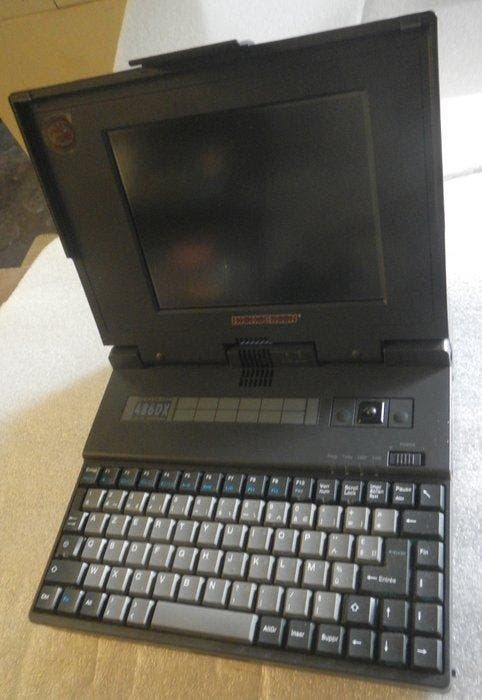 VOBIS Notebook 486DX-33 Processeur Intel - Matrice active -, Games en Spelcomputers, Spelcomputers | Overige Accessoires