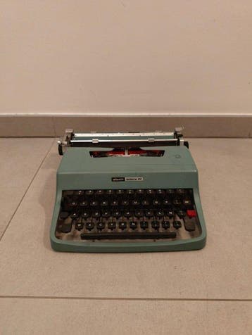 Marcello Nizzoli - Olivetti, Lettera 32 - Typemachine -