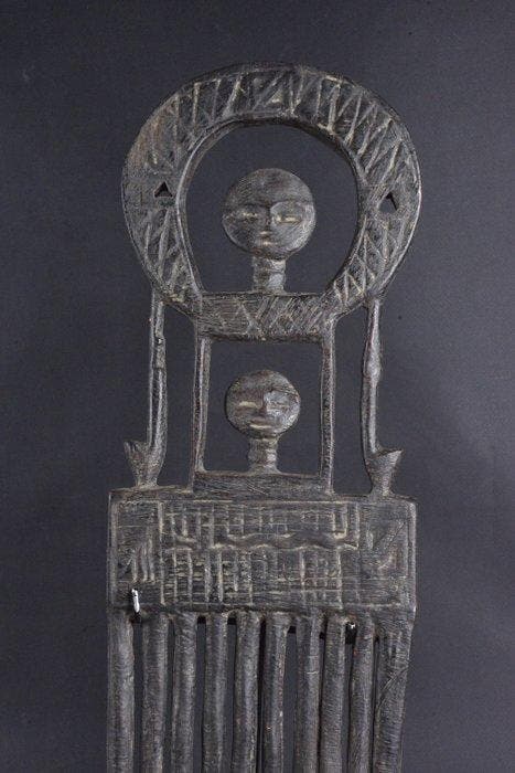 Houten kam op een metalen sokkel - Ashanti - Ghana, Antiquités & Art, Art | Art non-occidental