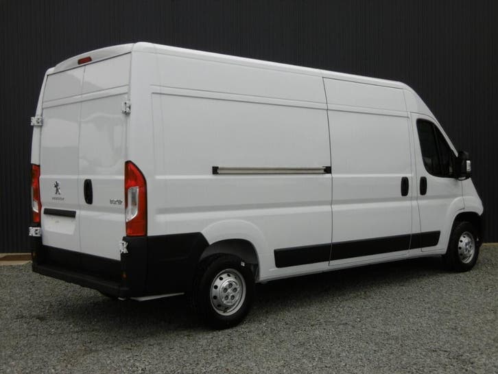 Location Camionnette + Chauffeur Demenagement, Services & Professionnels, Déménageurs & Stockage