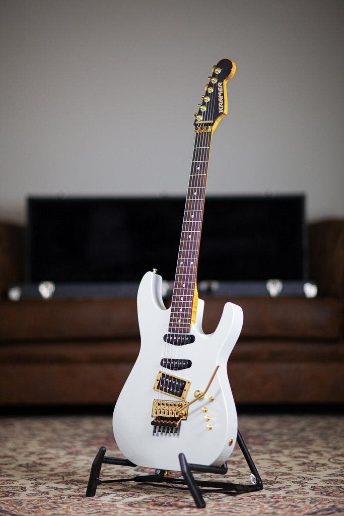 Kramer 1890 Pacer Custom 1 | Refinished Champagne Grey, Muziek en Instrumenten, Snaarinstrumenten | Gitaren | Elektrisch, Verzenden
