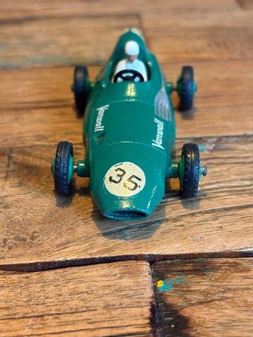 Dinky Toys 1:43 - Model sportwagen - Dinky Toys 239 Vanwall, Nieuw