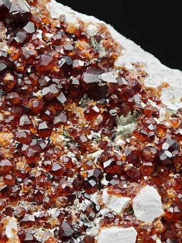 GROTE SPESSARTINA ROOD en ORANJE, China Kristallen op matrix, Verzamelen