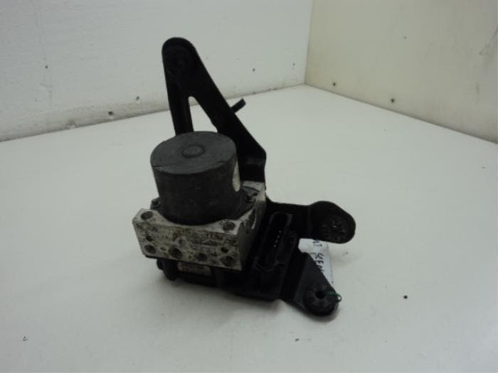 ABS Pomp Renault Megane Scenic O135295, Auto-onderdelen, Remmen en Aandrijving