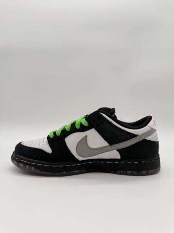 Nike - Signed Nike SB Dunk Low Panda Pigeon by Jeff Staple, Nieuw