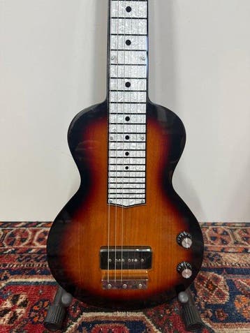 Recording King - RG-32-SN Gloss Sunburst P90 - -