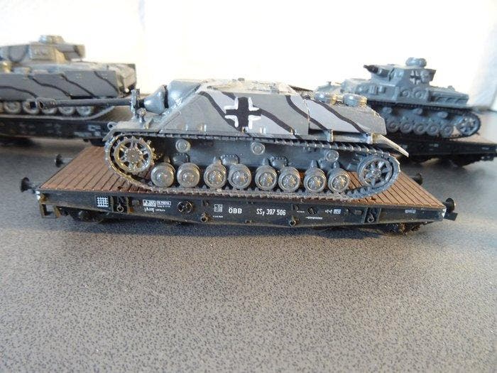 Roco H0 - Treinset (8) - 4 zware diepladers met 4 tanks, Hobby en Vrije tijd, Modeltreinen | H0