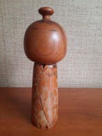 Krachtige vintage kokeshi van beroemde meester, 27,3 cm -
