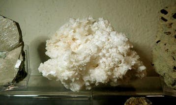 Mineralencollectie - Hoogte: 26 cm - Breedte: 25 cm- 3600 g