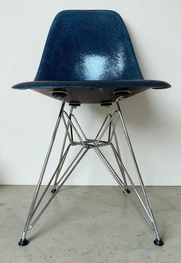 Herman Miller, Vitra - Charles & Ray Eames - Chaise - DSR -, Antiquités & Art