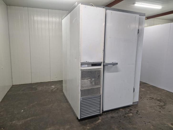 Koelcel 150 x 120 x 200 cm stekker klaar, Zakelijke goederen, Horeca | Keukenapparatuur, Gebruikt, Koelen en Vriezen