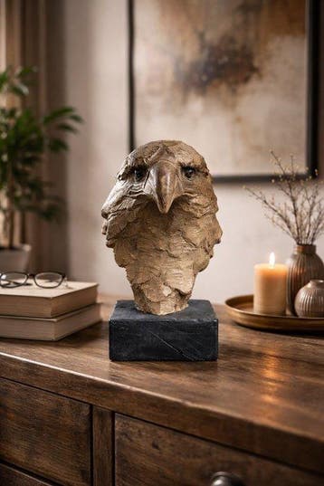 sculptuur, Adelaarskop op sokkel – MGO (Magnesium Oxide) –