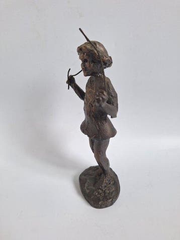 onbekend - Astrid Veldhuyzen-Koppen - Statue, Meisje met