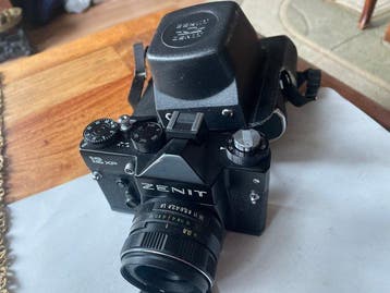 KMZ Krasnogorsk Zenit 122 + Helios-77M-4 1,8/50mm MC Single, Nieuw