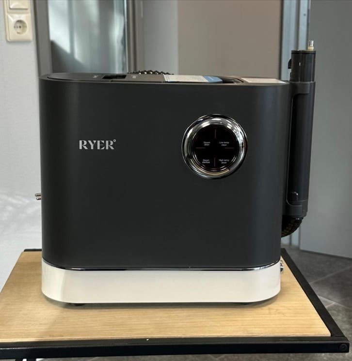 Ryer Tapijtreiniger / Vlekkenreiniger Ultimate, Doe-het-zelf en Bouw, Reinigingsmachines, Gebruikt, Overige typen, Verzenden