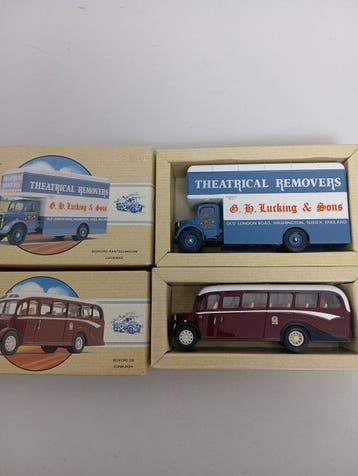 Corgi 1:43 - Model vrachtwagen (2) - Bedford Pantechnicon