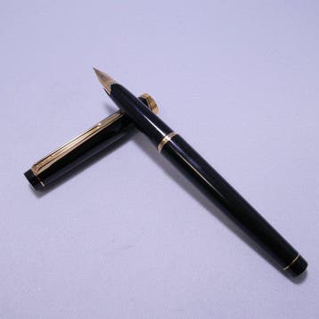 Pilot - Pilot Elite Fountain Pen Black 14K-585 Gold Nib -, Nieuw