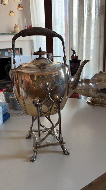 Theepot - verzilverd metaal