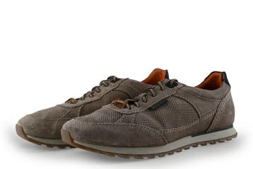 Bugatti Sneakers in maat 42 Beige, Kleding | Heren, Schoenen, Bugatti, Overige kleuren, Verzenden, Zo goed als nieuw