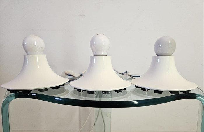 Artemide - Vico Magistretti - Wandlamp (3) - TETI -, Antiquités & Art, Antiquités | Meubles | Chaises & Canapés